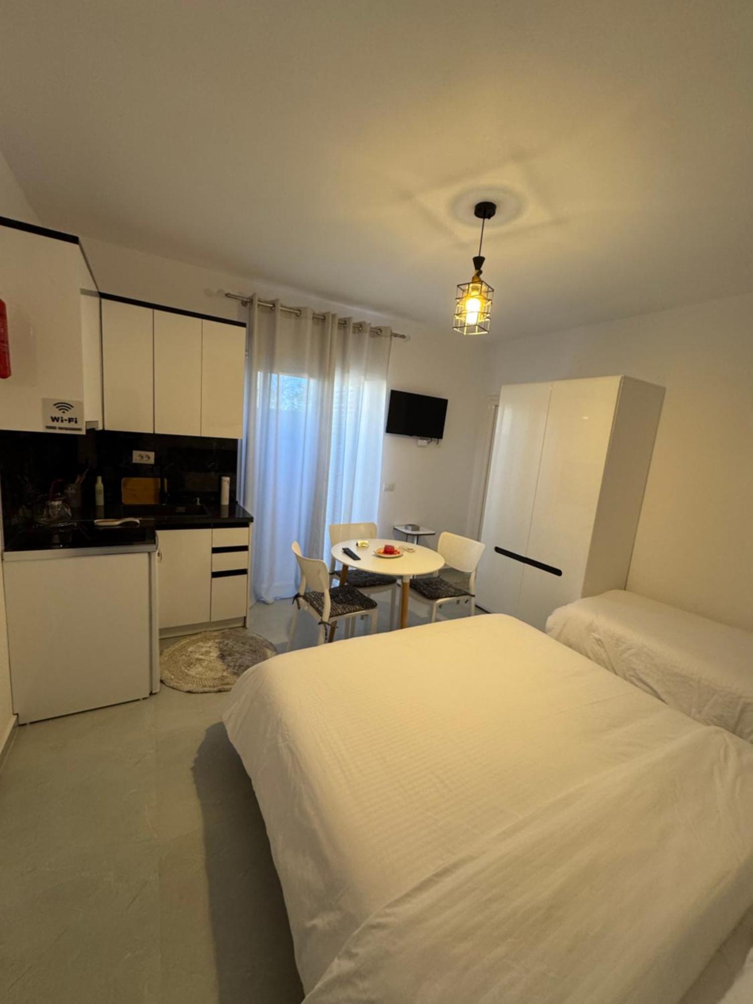 Private Villa Aras 2 - Luxury & Elegance Apartments Vlorë Eksteriør bilde