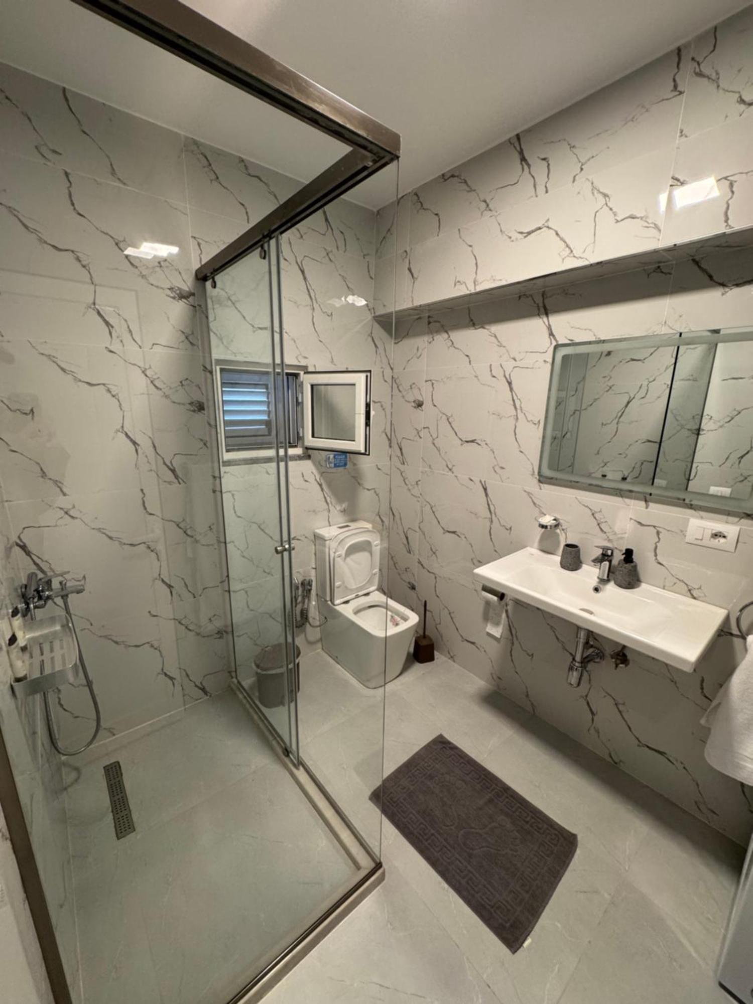 Private Villa Aras 2 - Luxury & Elegance Apartments Vlorë Eksteriør bilde