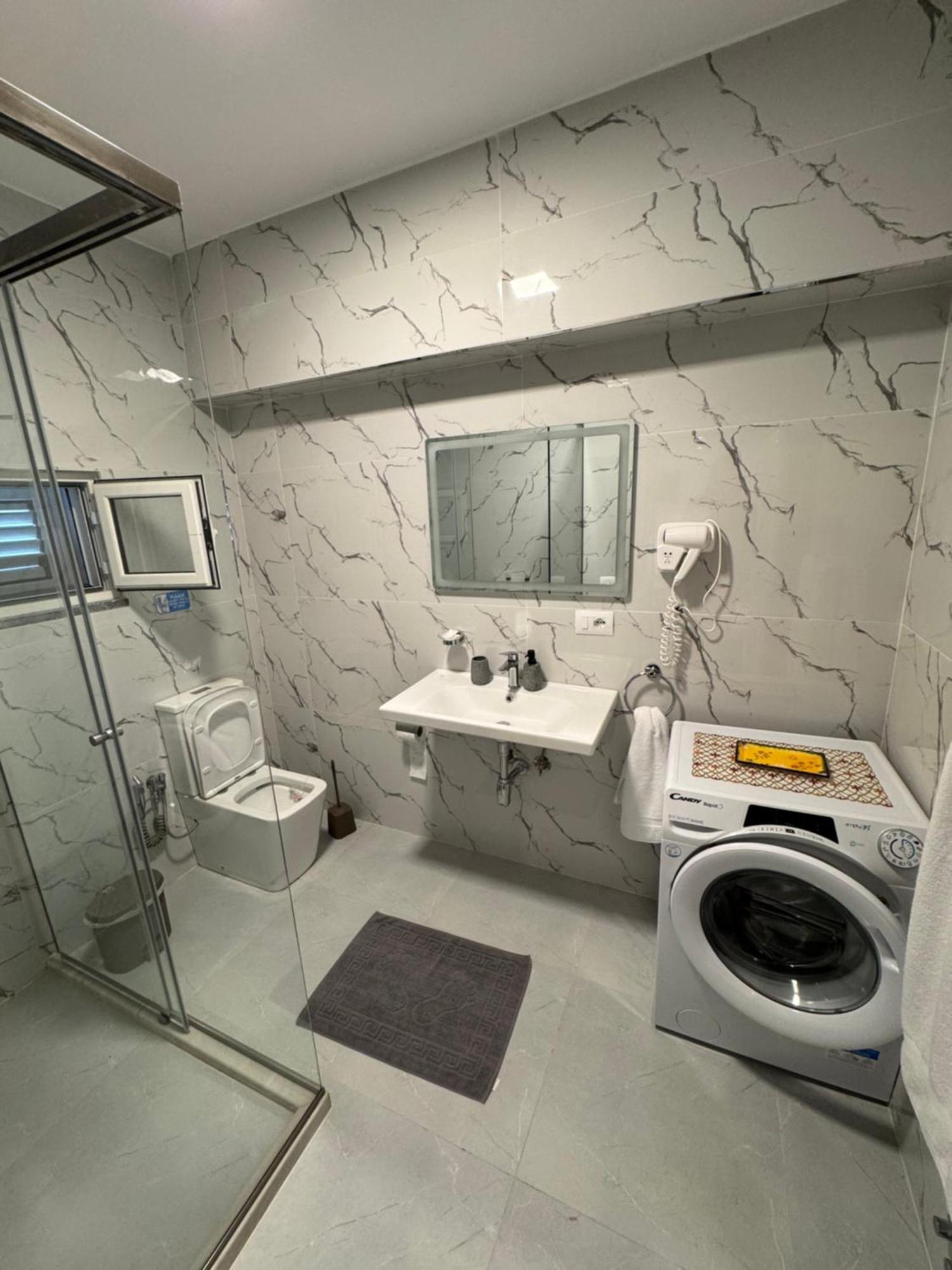 Private Villa Aras 2 - Luxury & Elegance Apartments Vlorë Eksteriør bilde